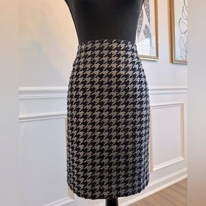 ANN TAYLOR Sequin houndstooth pencil skirt